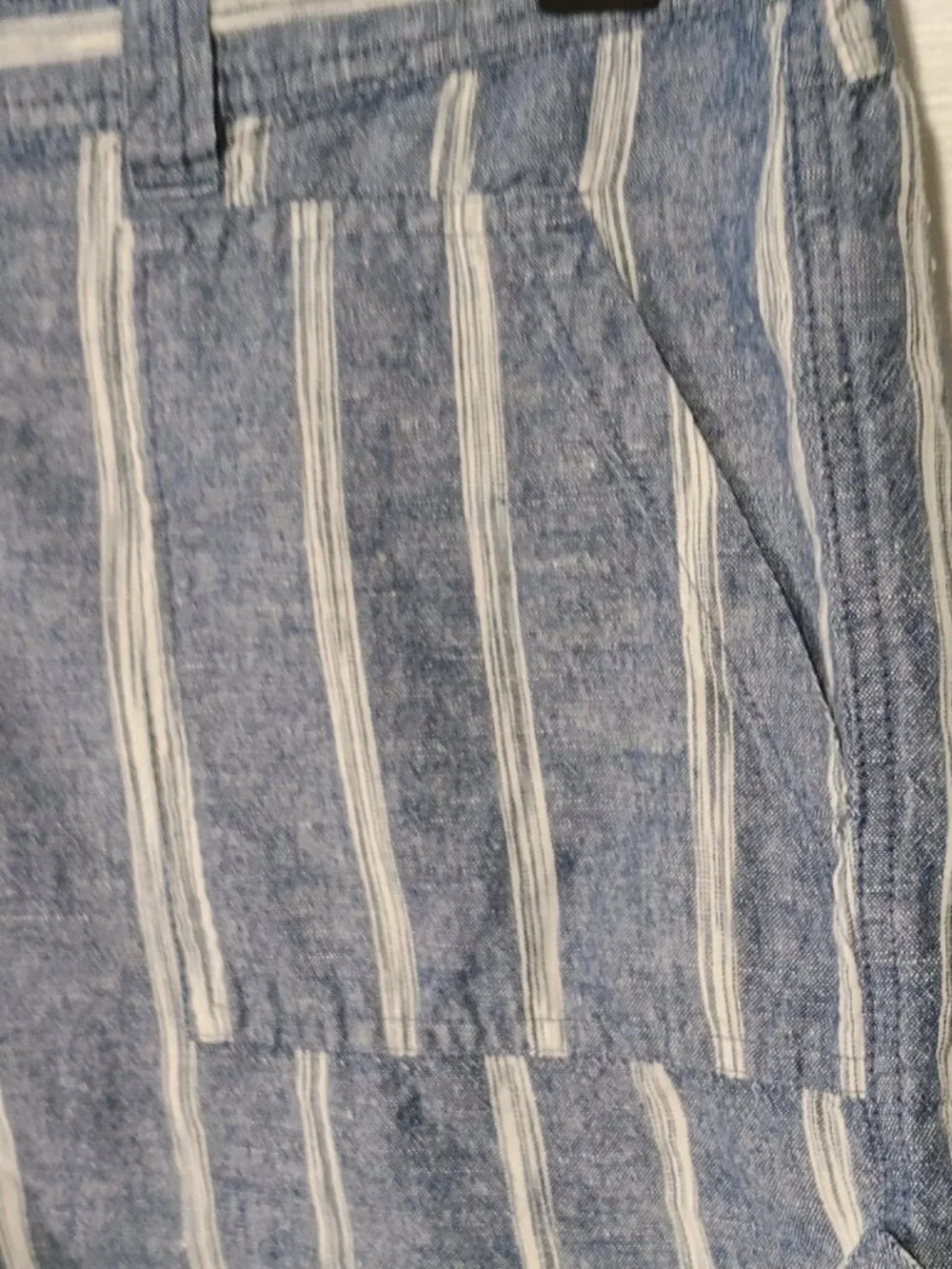 Gap Women’s Size 16 Blue White Striped Linen Cotton Shorts Cuffed Hem Casual